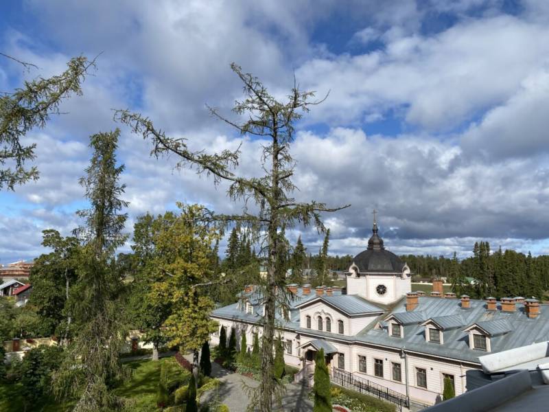 Dvuhdnevnaya-prihodskaya-poezdka-na-svyatoj-ostrov-Valaam